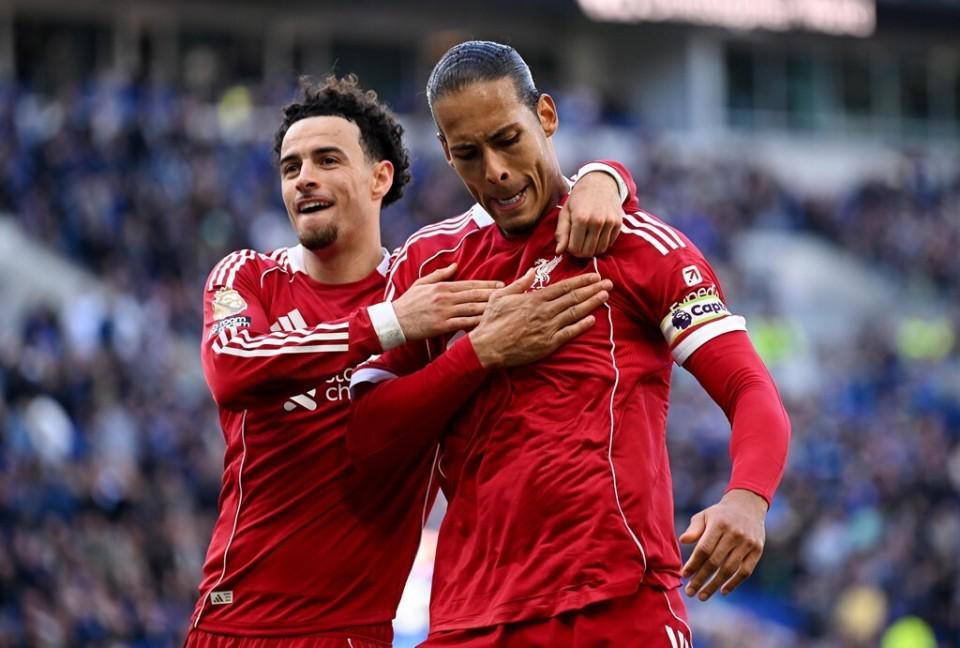 老了还是法拉利！范戴克读秒绝杀，英超德比首球，媒体人狂赞