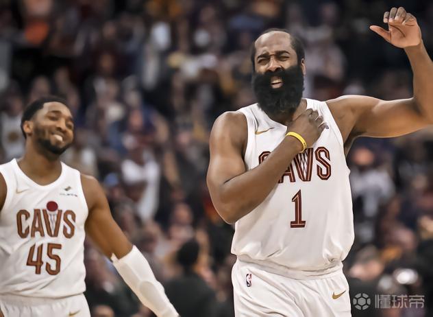 米切尔打趣哈登：你有5个失误我才1个，那我才是助攻王啊