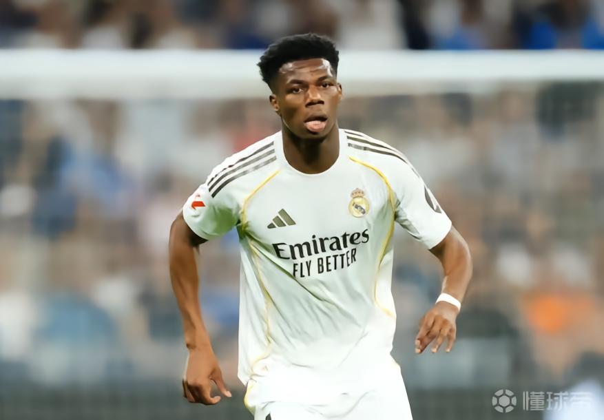 曼晚：卡马文加可能被皇马出售套现，但楚阿梅尼转会费更高