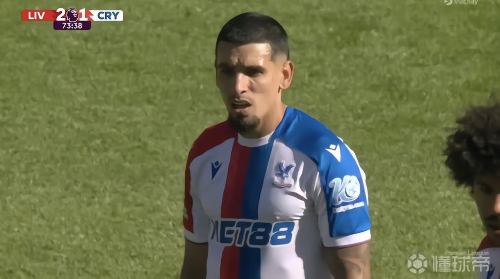 合理利用规则还是不道德？水晶宫趁伍德曼受伤倒地时打入空门