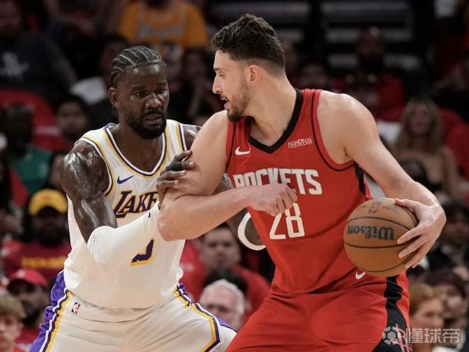 艾顿谈被驱逐：手肘在申京的肩膀上打滑了，我绝对不是故意的