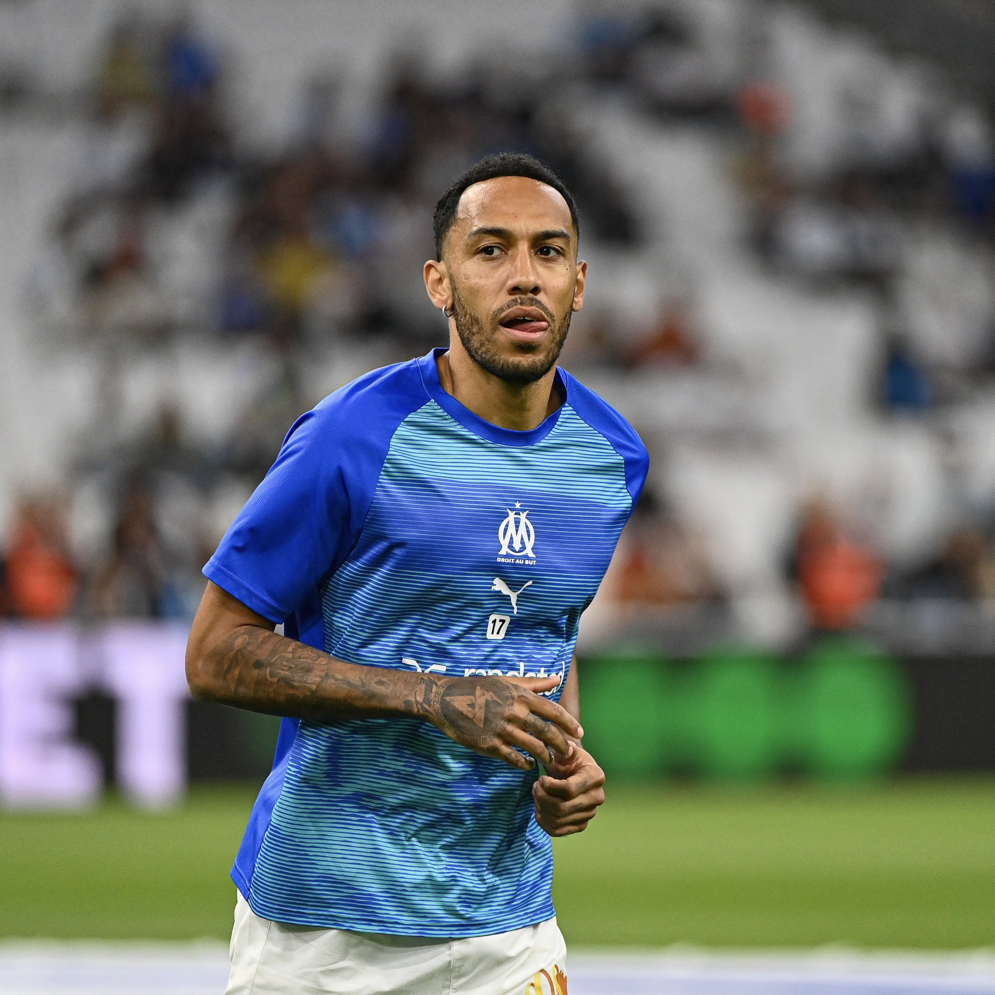 队报：今年冬窗马竞和贝蒂斯曾求购奥巴梅扬，遭到马赛拒绝