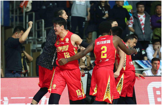 10月06日 03：30 巴甲第29轮 巴甘蒂诺红牛vs帕尔梅拉斯