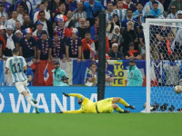 埃弗顿VS曼彻斯特城直播_英超精选一场，曼城VS维拉